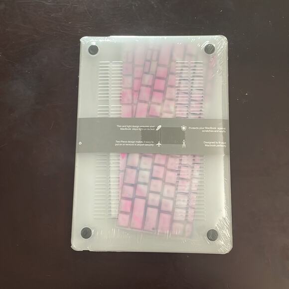 MacBook New Air 13” purple/blue watercolor design hard shell case - Picture 2 of 3